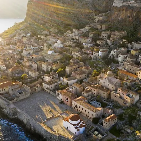 Mare E Pietra Hébergement de vacances Monemvasia