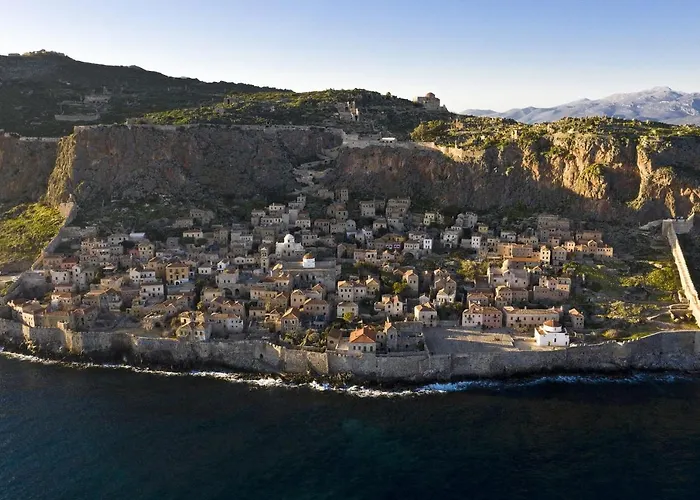 Mare E Pietra * Monemvasía